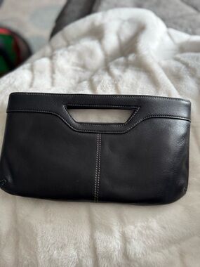 Classic Black Leather Handheld Clutch – Minimal Cutout Handle